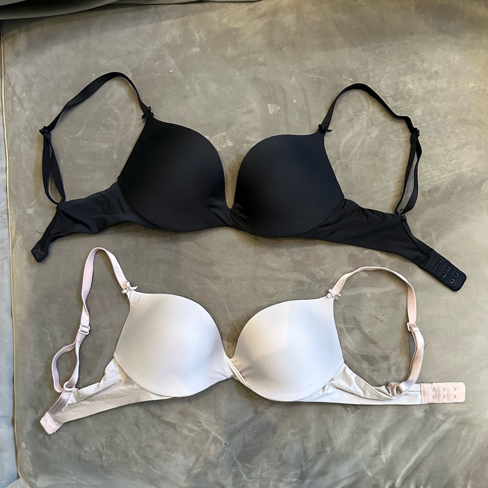 2 pack of bras
